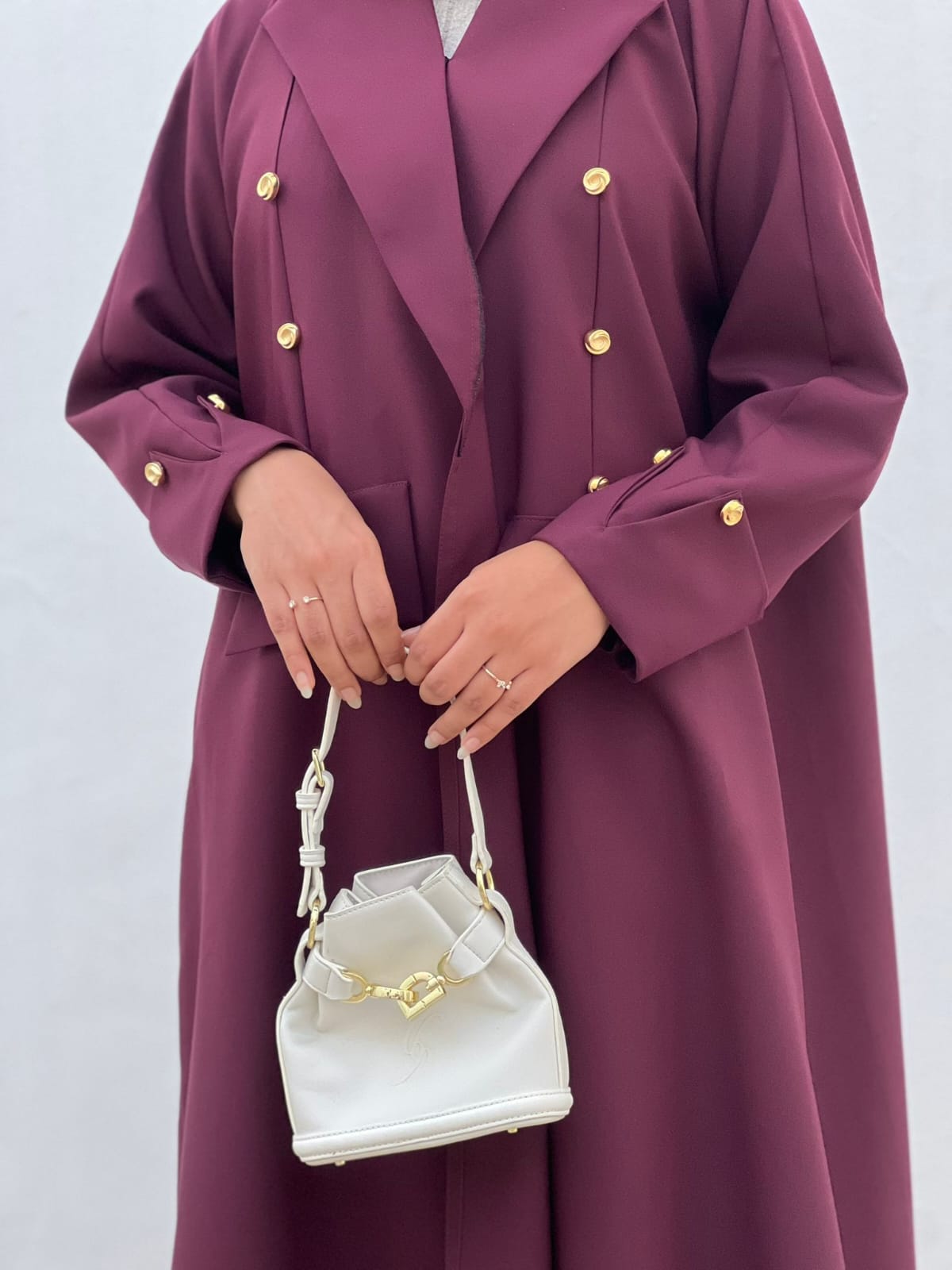 Minimate Abaya with golden buttons