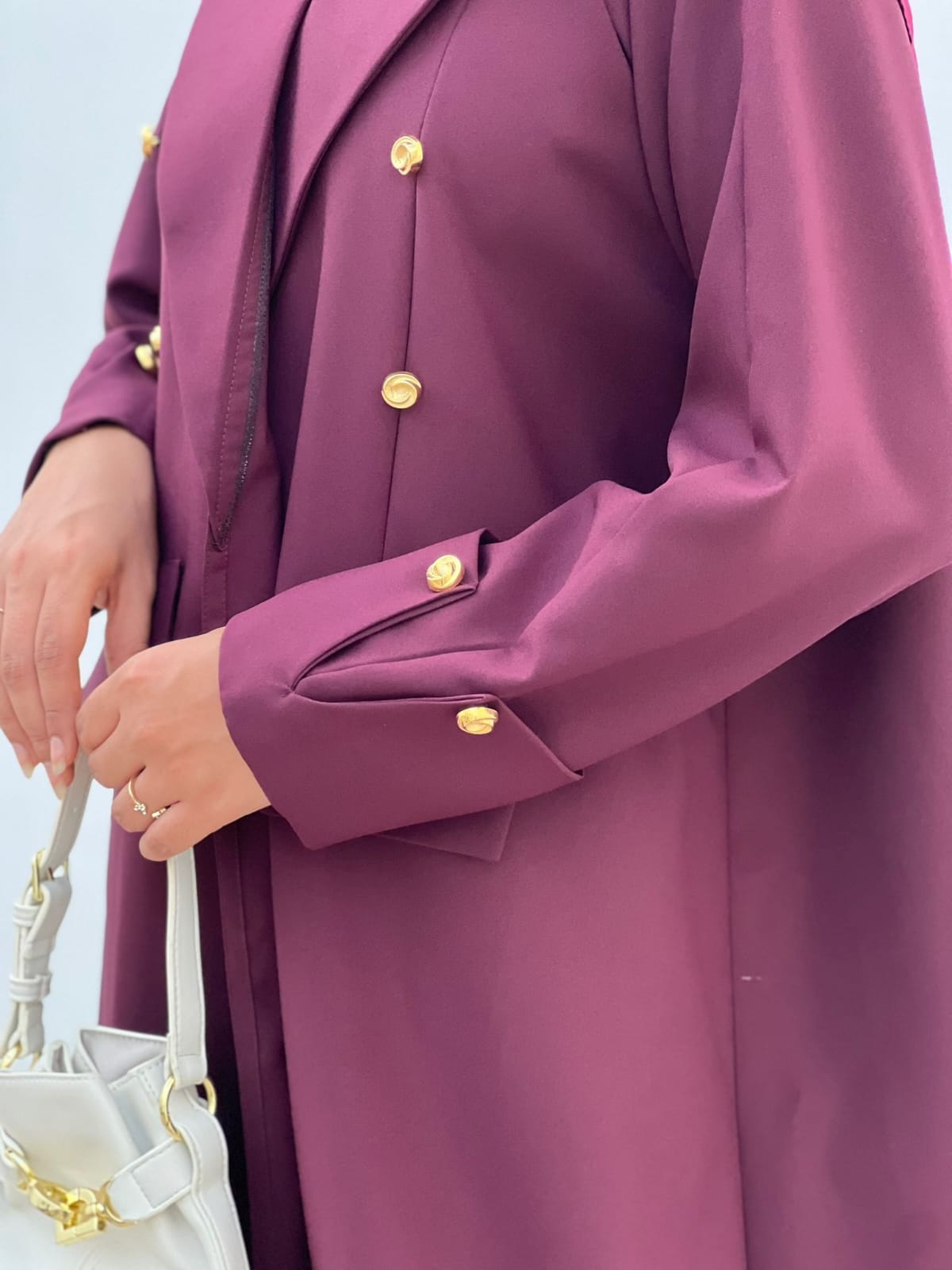 Minimate Abaya with golden buttons